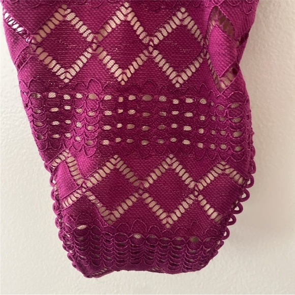 New Intimately Free People Thank You Never Lace Thong Bodysuit Magenta Size XS - Picture 7 of 16